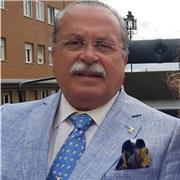 SOY DOCTOR EN VETERINARIA Y ESPECIALISTA EN NUTRICION ANIMAL. SERIAN CLASES MUY PRACTICAS Y DESSARROLLANDO PROGRAMAS ACTUALIZADOS